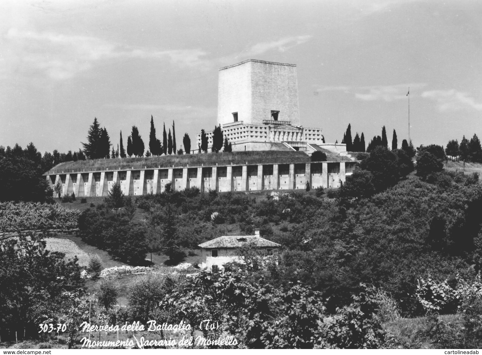 [DC7860] CPA - NERVESA DELLA BATTAGLIA (Treviso) - MONUMENTO SACRARIO DEL MONTELLO - Non Viaggiata - Old Postcard - Treviso