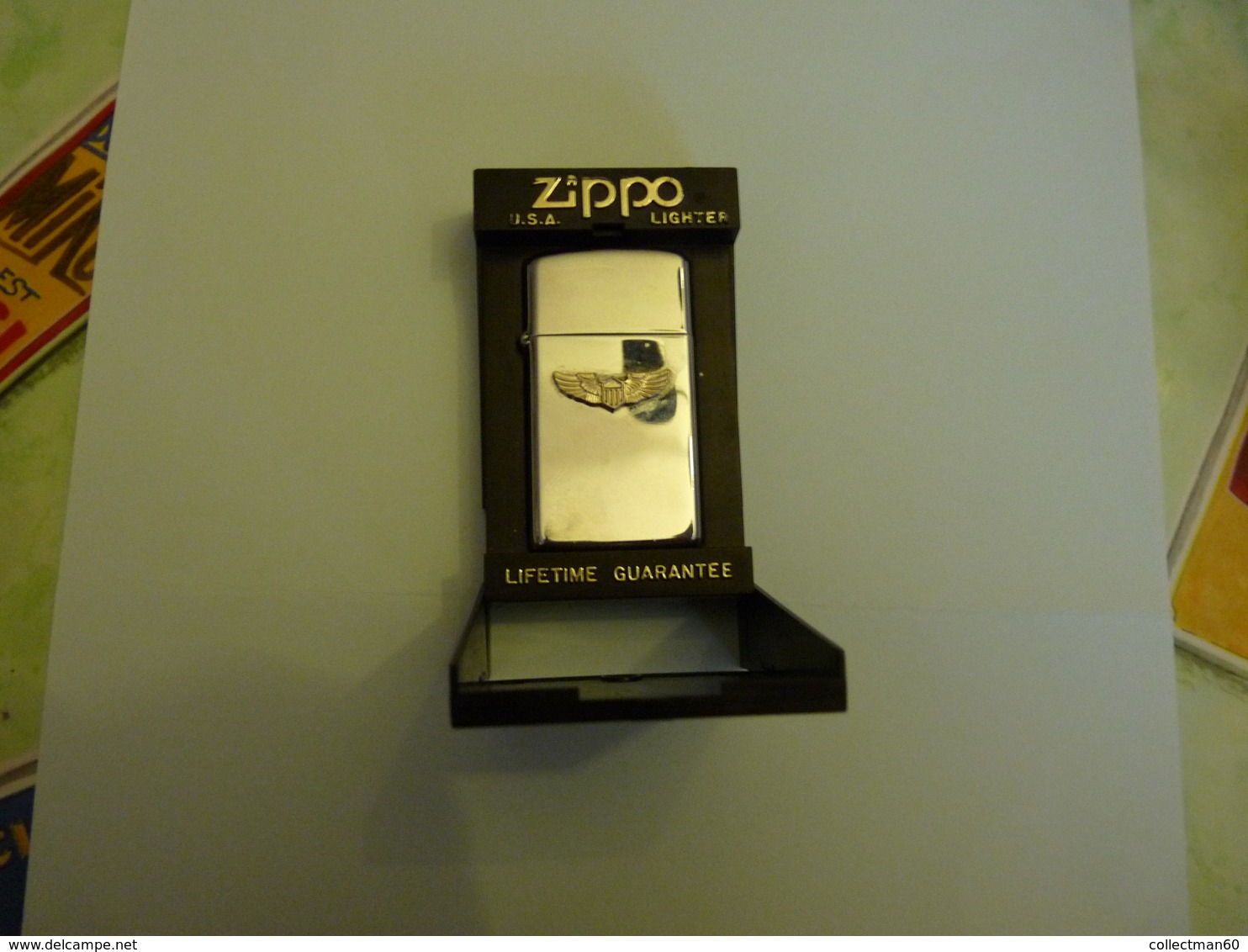 1  Briquet  Zippo       B ZIPPO  VIII   Modéle 1992  Avec Sa Boite D'origine   Army Wing - Zippo