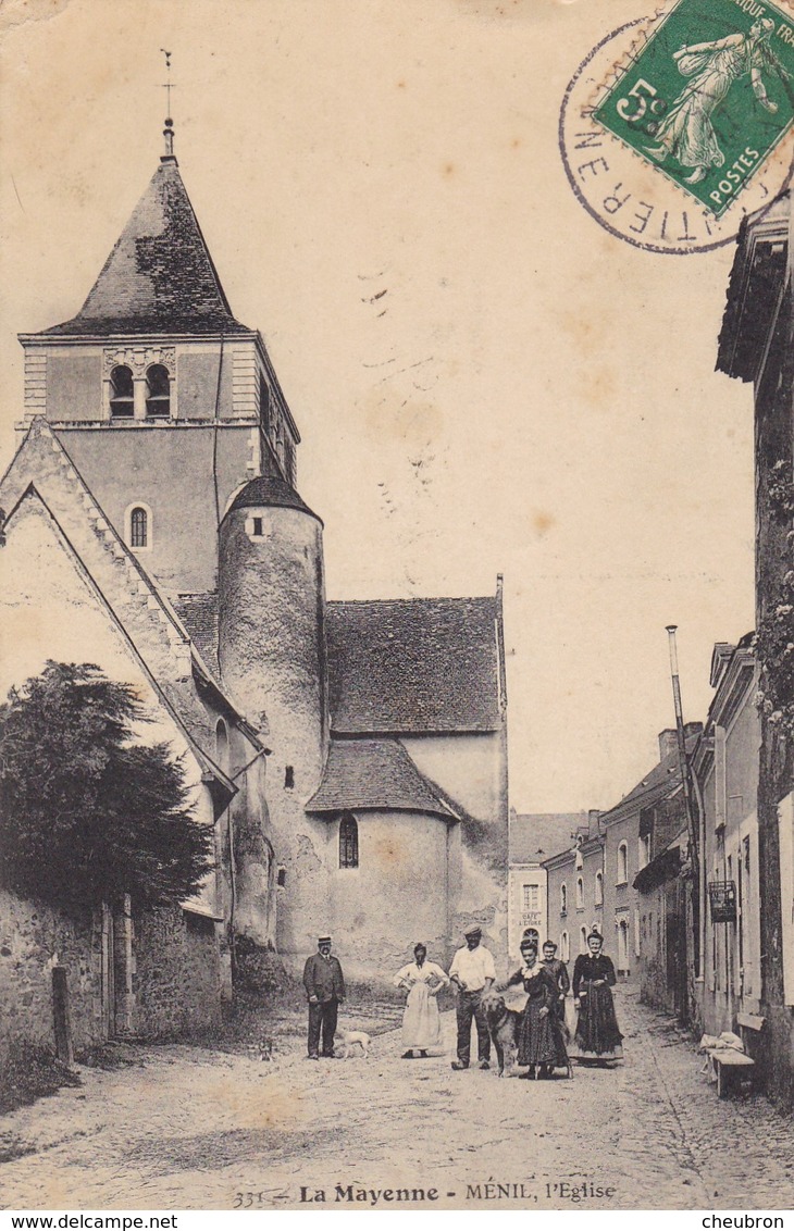 53.  MENIL. RARETÉ. ANIMATION DEVANT L'EGLISE. ANNÉE 1908 - Other & Unclassified