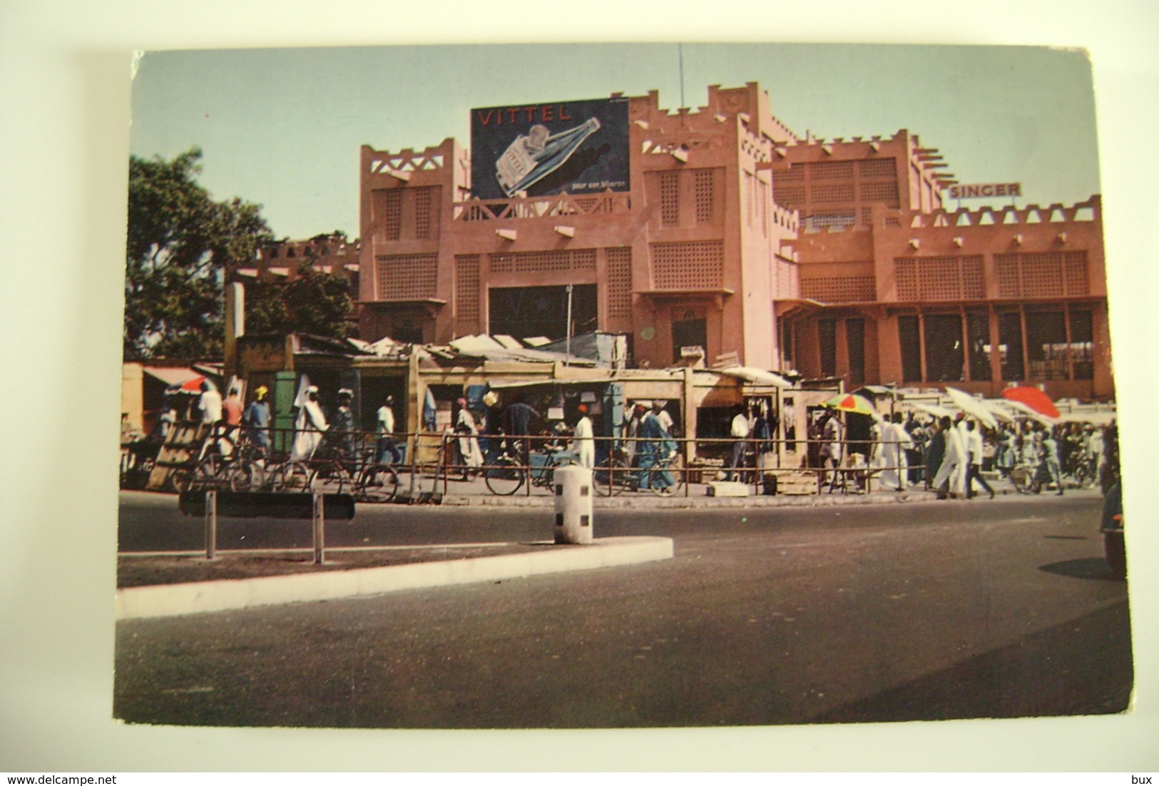 Senegal Dakar La Marche De Sandaga Publicite Vittel   Market   MERCATO NON  VIAGGIATA COME DA FOTO - Mercati