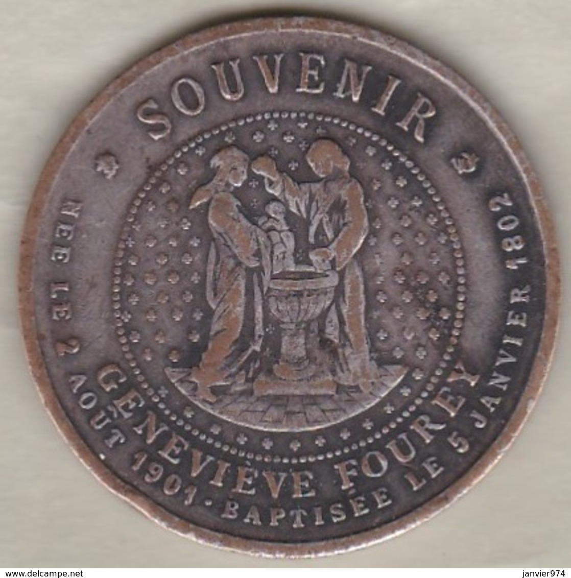 Medaille Souvenir Geneviève Fourey Née Le 2 Aout 1901 Et Baptisée Le 5 Janvier 1802, Fautée Au Niveau Des Dates - Autres & Non Classés