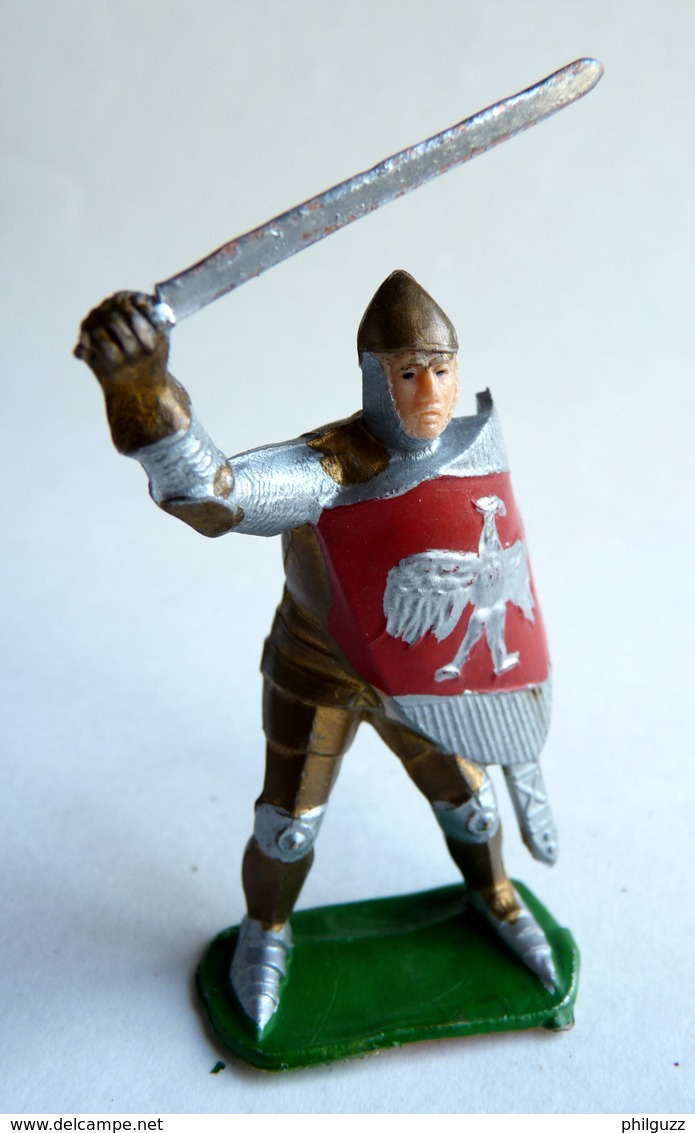 Figurine CLAIRET MOYEN AGE Cl.ma II 911 ARMURE EPEE HAU Pas Starlux Cyrnos, Restauré - Starlux