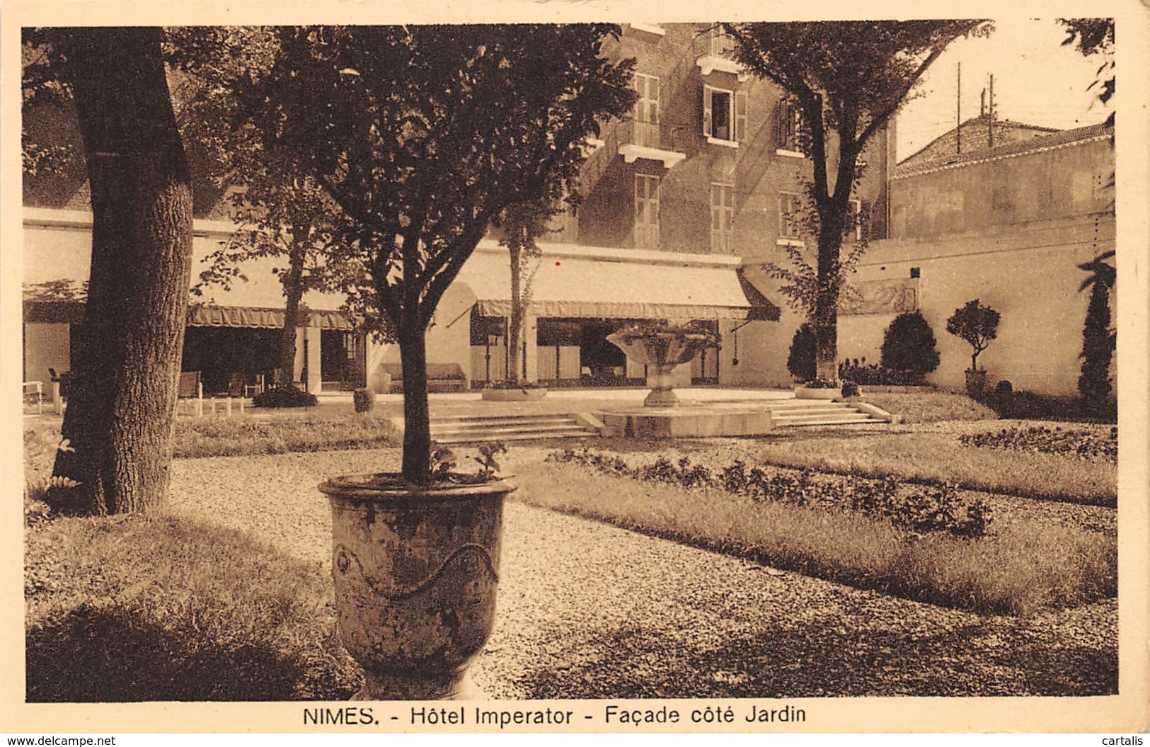 30-NIMES-N°286-H/0099 - Nîmes