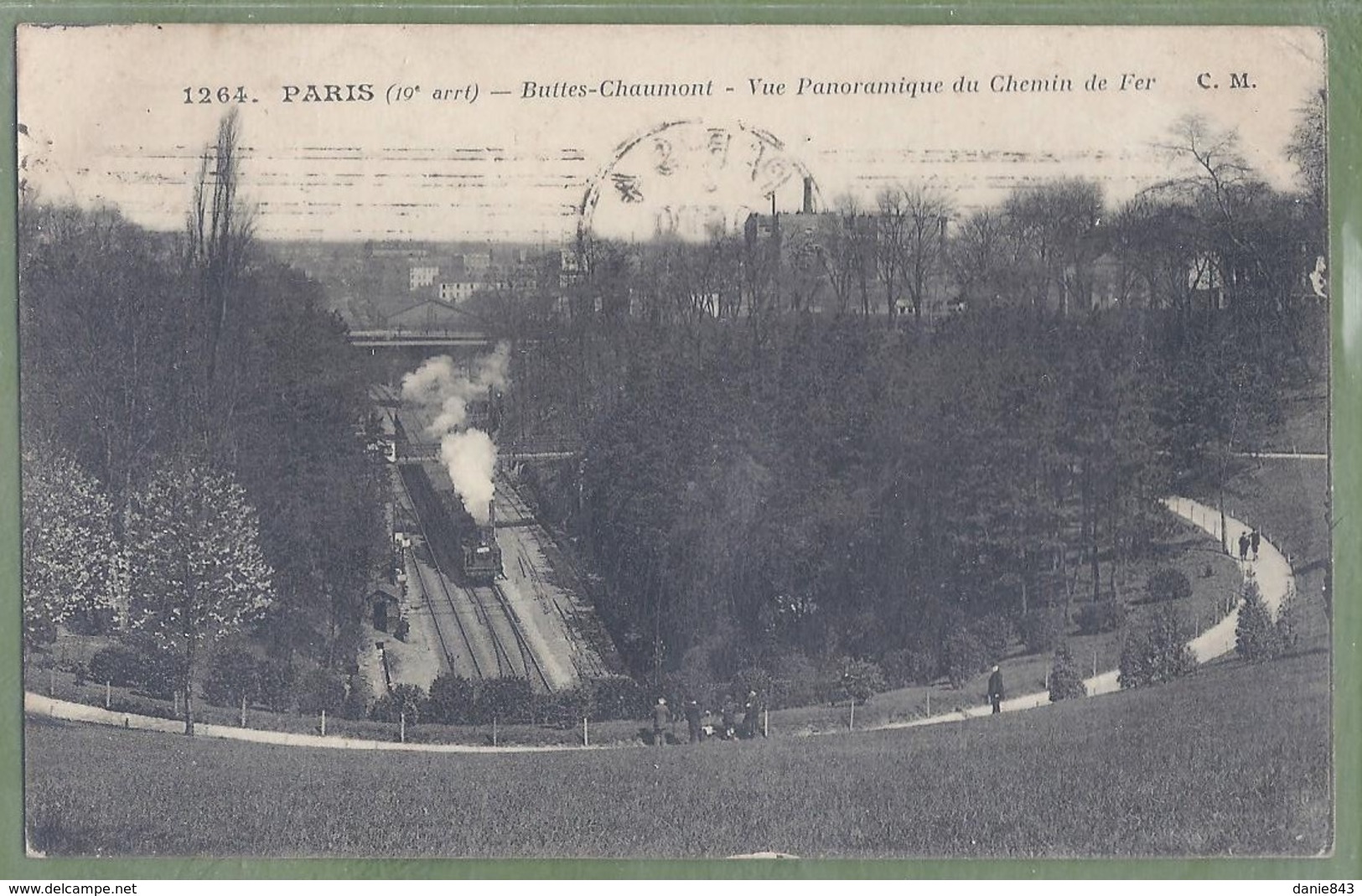 CPA - PARIS - BUTTES-CHAUMONT - VUE PANORAMIQUE DU CHEMIN DE FER - Animation, Le Train - C. M. / 1264 - Parks, Gärten