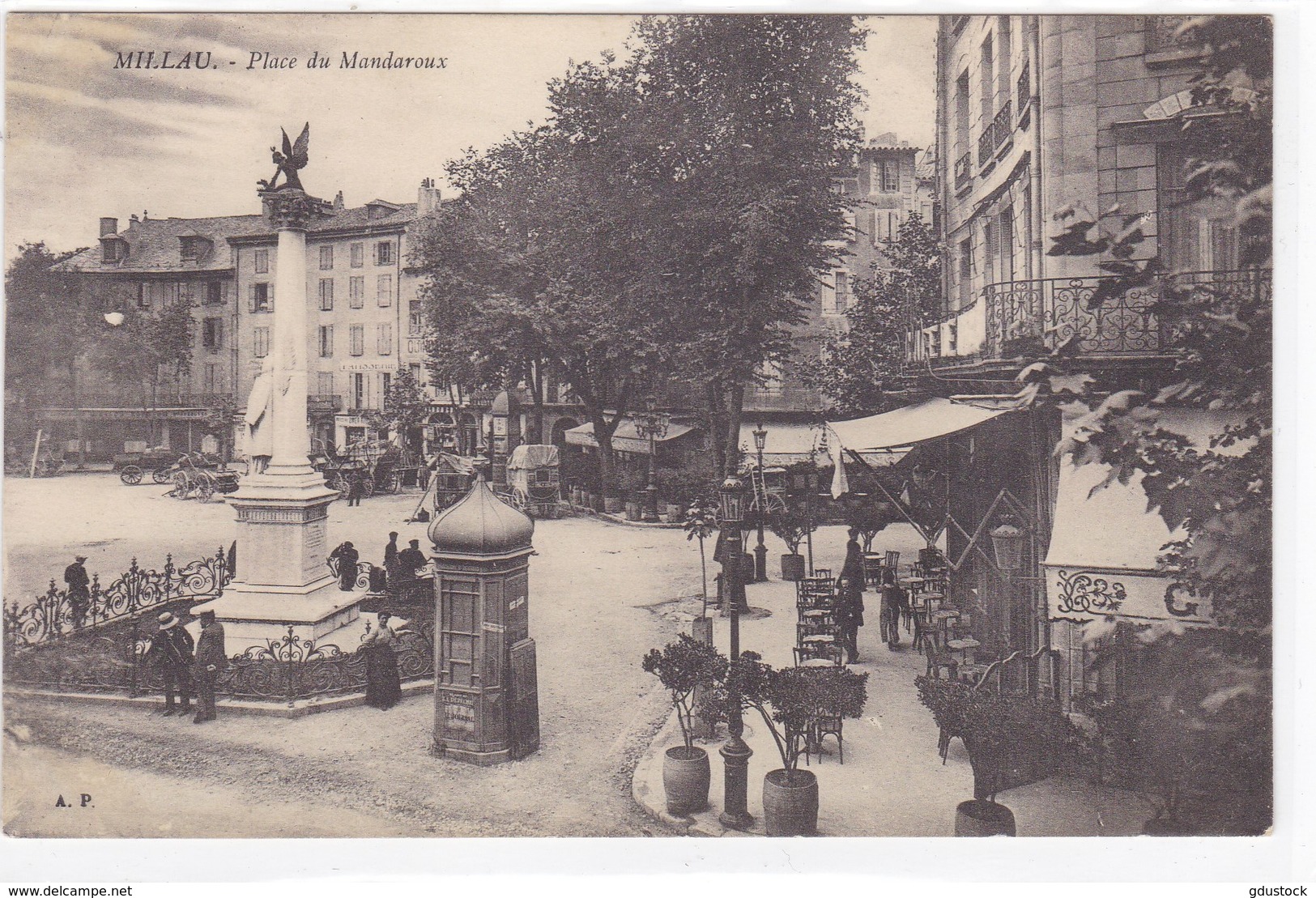 Aveyron - Millau - Place Du Mandaroux - Millau