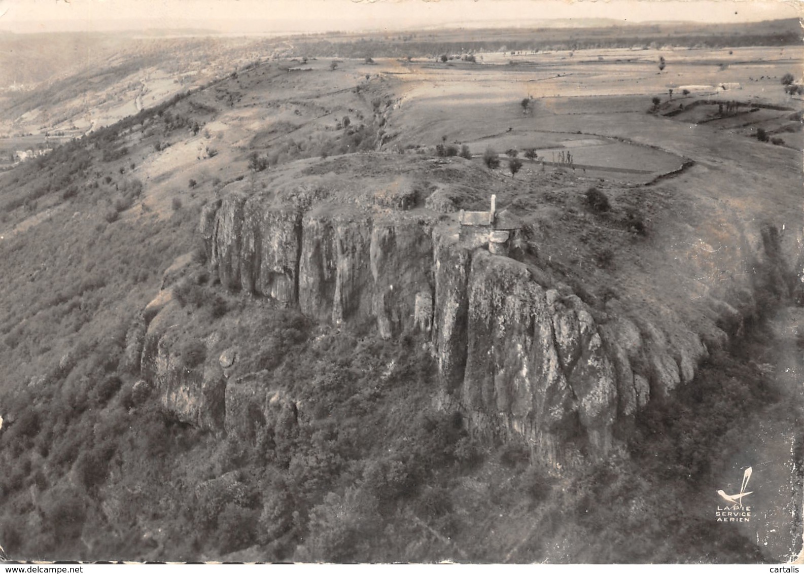 15-MASSIAC-ROCHER SAINTE MADELEINE-N°404-B/0165 - Autres & Non Classés