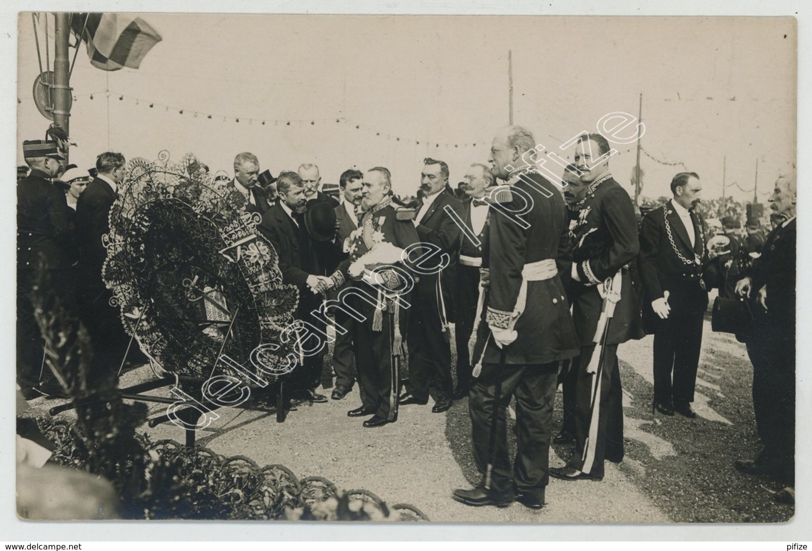 (Calais) Carte Photo. Inauguration Du Monument Aux Victimes Du Pluviôse. 22 Juin 1913. Le Vice-amiral Jauréguiberry. - Calais