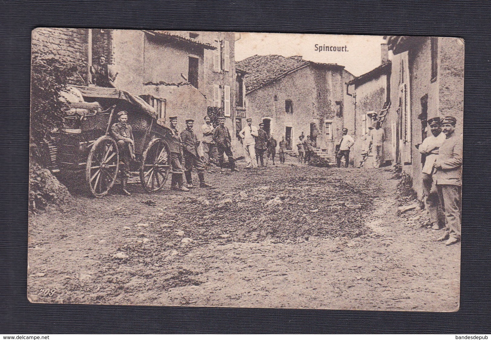 Vente Immediate Spincourt (55) ( Vue D'une Rue Animée Militaires Guerre 14-18 Feldpost ) - Spincourt