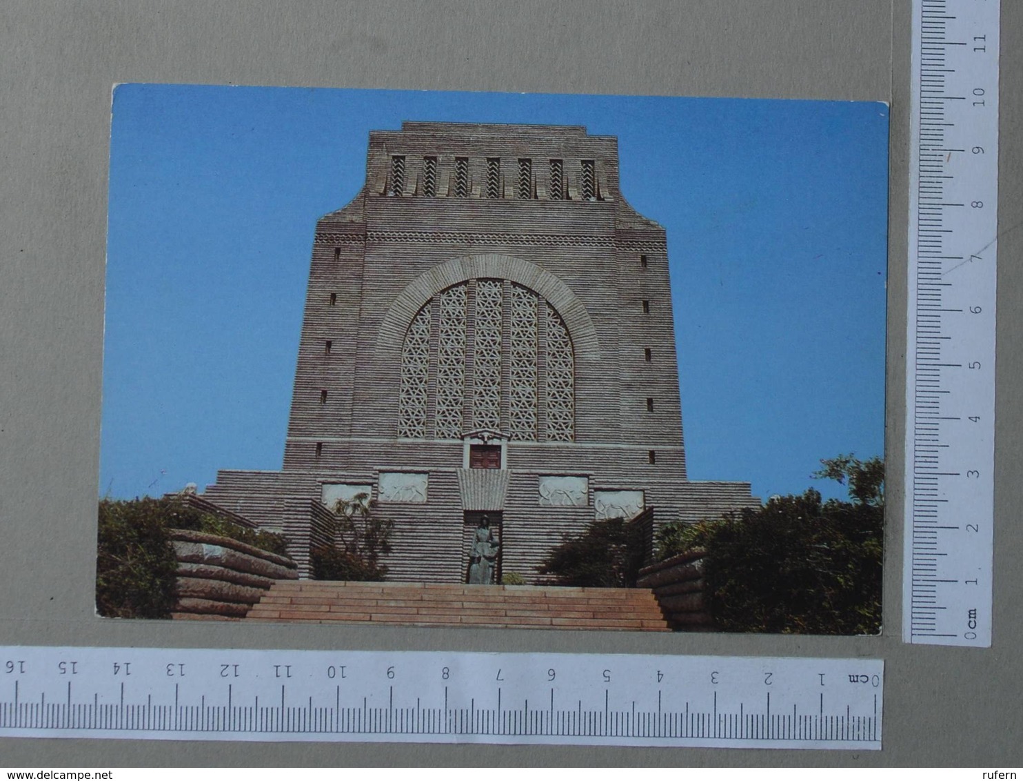 SOUHT AFRICA - VOORTREKKER MONUMENT -  PRETORIA -   2 SCANS  - (Nº25962) - Malawi