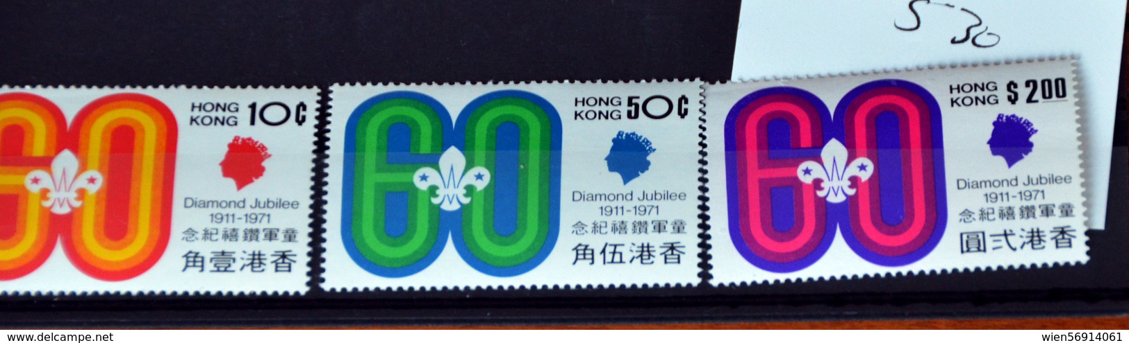 530 China Hong Kong Mi255-257 CV€38 - Nuovi