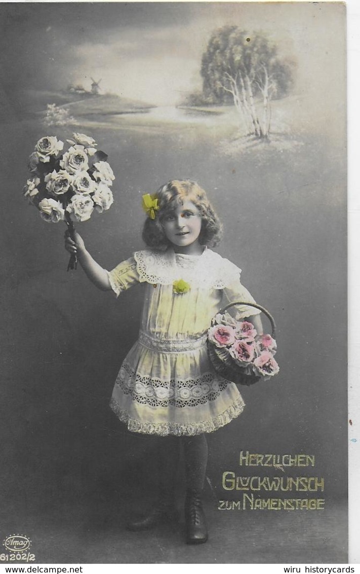 AK 0067  Mädchen Mit Blumen - Herzlichen Glückwunsch Zum Namenstage Um 1920 - Abbildungen