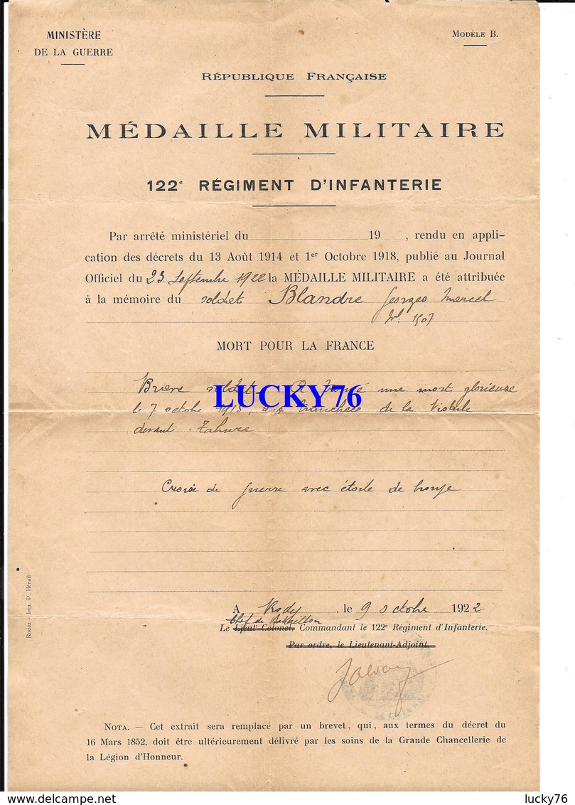 Diplome/ Certificat Medaille Militaire Pour Soldat Mort Pour La France En 1915 Delivré En 1922 - France