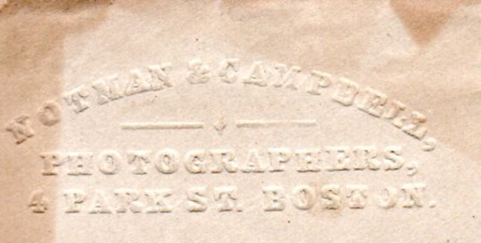 EMBOSSED Advertisement Notman & Campbell Photographers 4 Park Street Boston (806) - Lettres & Documents