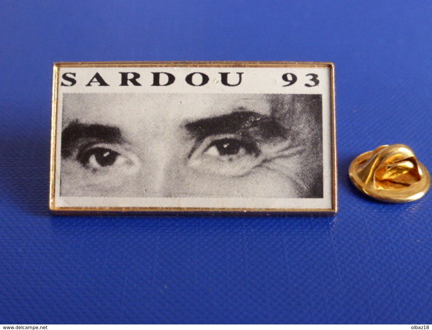 Pin's Concert Michel Sardou 93 - Bercy Tournée (SE25) - Musique
