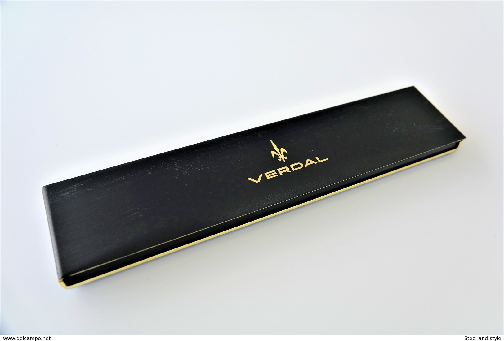 Watches : VERDAL TIME-DATE AUTOMATIC RaRe With Original Box - 20 Microns Gold Plated - Original - Running - 1970s - Designeruhren