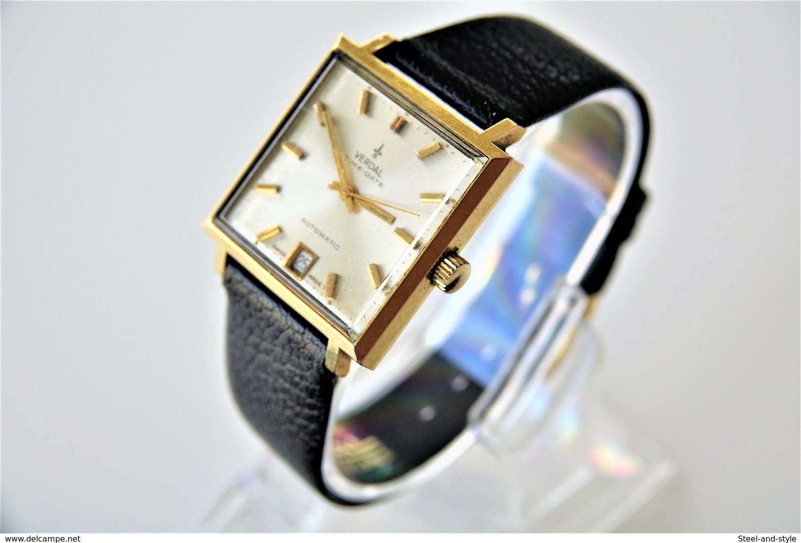 watches : VERDAL TIME-DATE AUTOMATIC RaRe with original box - 20 microns gold plated - original - running - 1970s