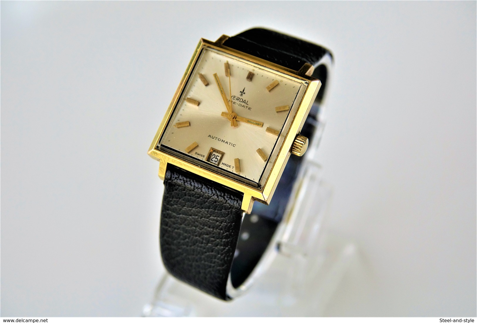 watches : VERDAL TIME-DATE AUTOMATIC RaRe with original box - 20 microns gold plated - original - running - 1970s