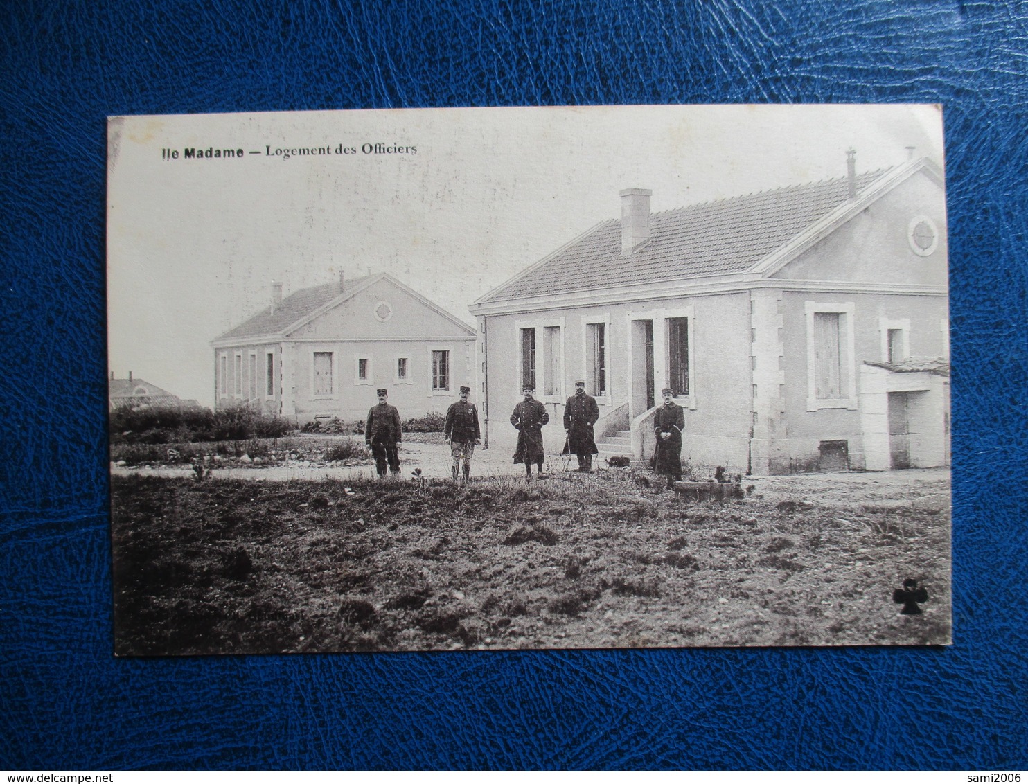 CPA 17 ILE MADAME LOGEMENT DES OFFICIERS MILITAIRES - Other & Unclassified