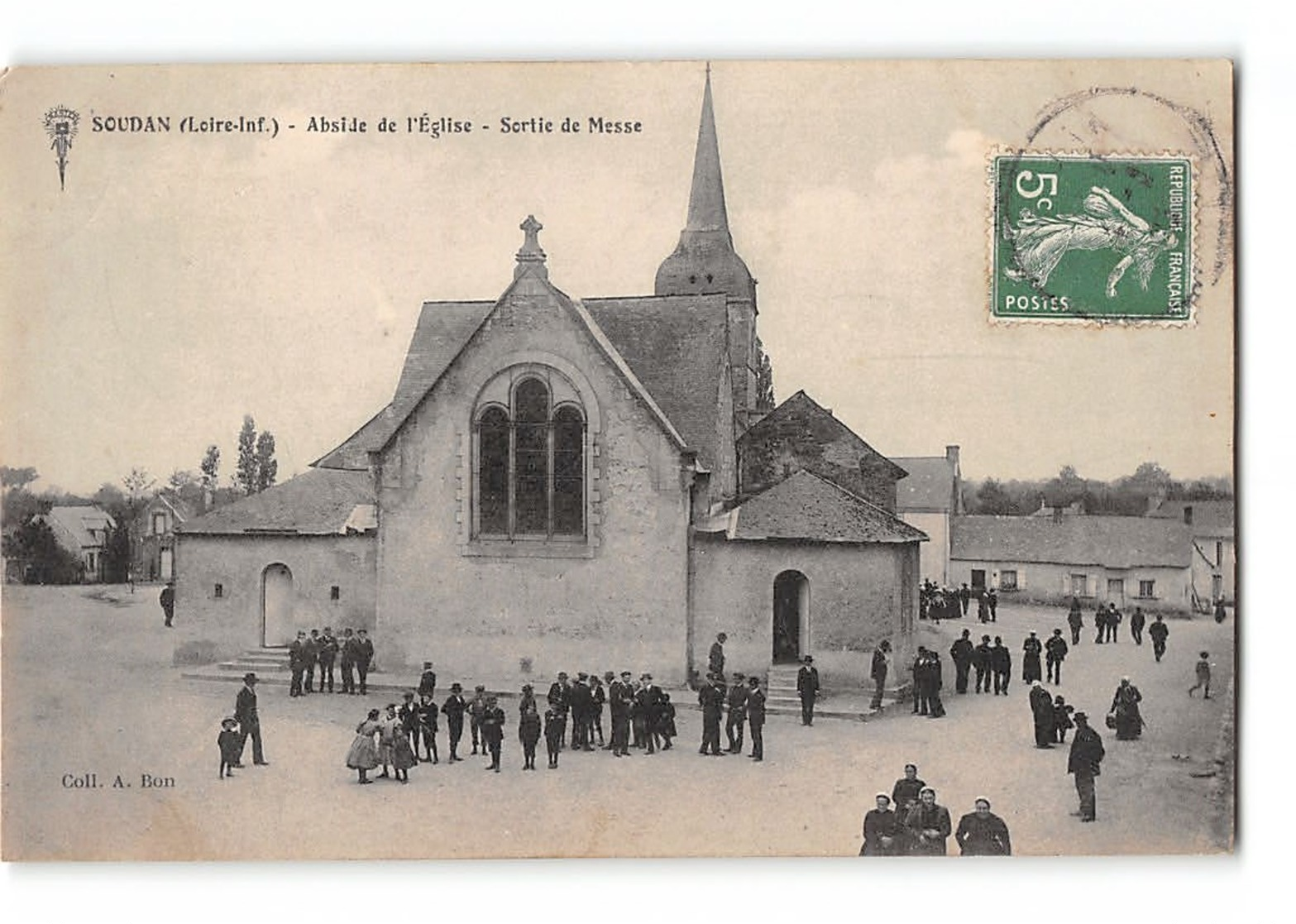 CPA 44 Soudan Abside De L'église Sortie De La Messe - Autres & Non Classés