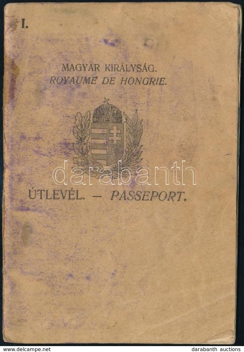 1926-1932 Magyar Királyság Fényképes útlevele, Badál Ede I. Kerületi Elöljáró és Felesége Fényképes útlevele, Bejegyzése - Non Classés