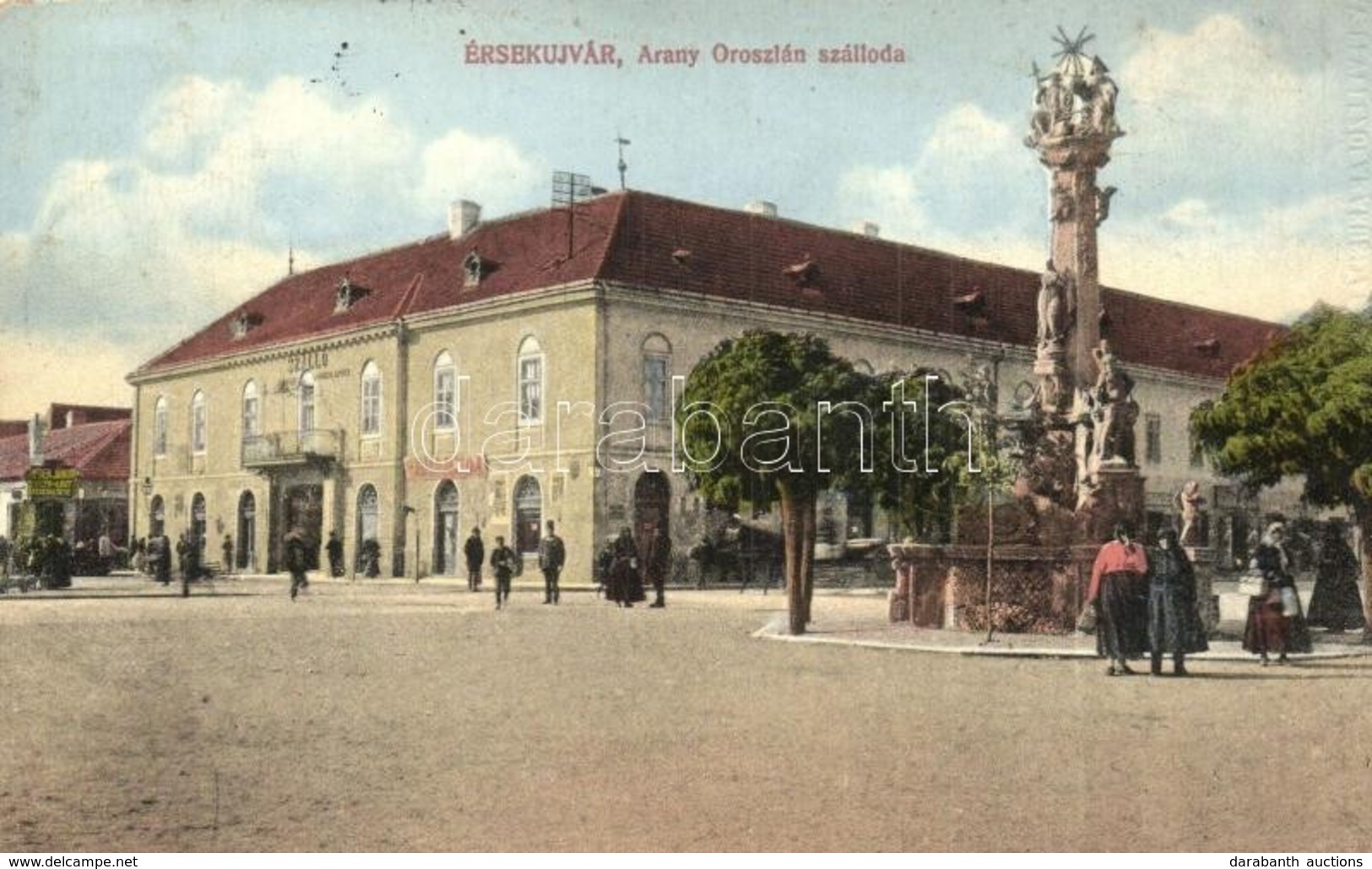 T2/T3 Érsekújvár, Nové Zamky; Arany Oroszlán Szálloda, Szentháromság Szobor. Szivesi Kapus Kiadása / Hotel, Trinity Stat - Non Classés