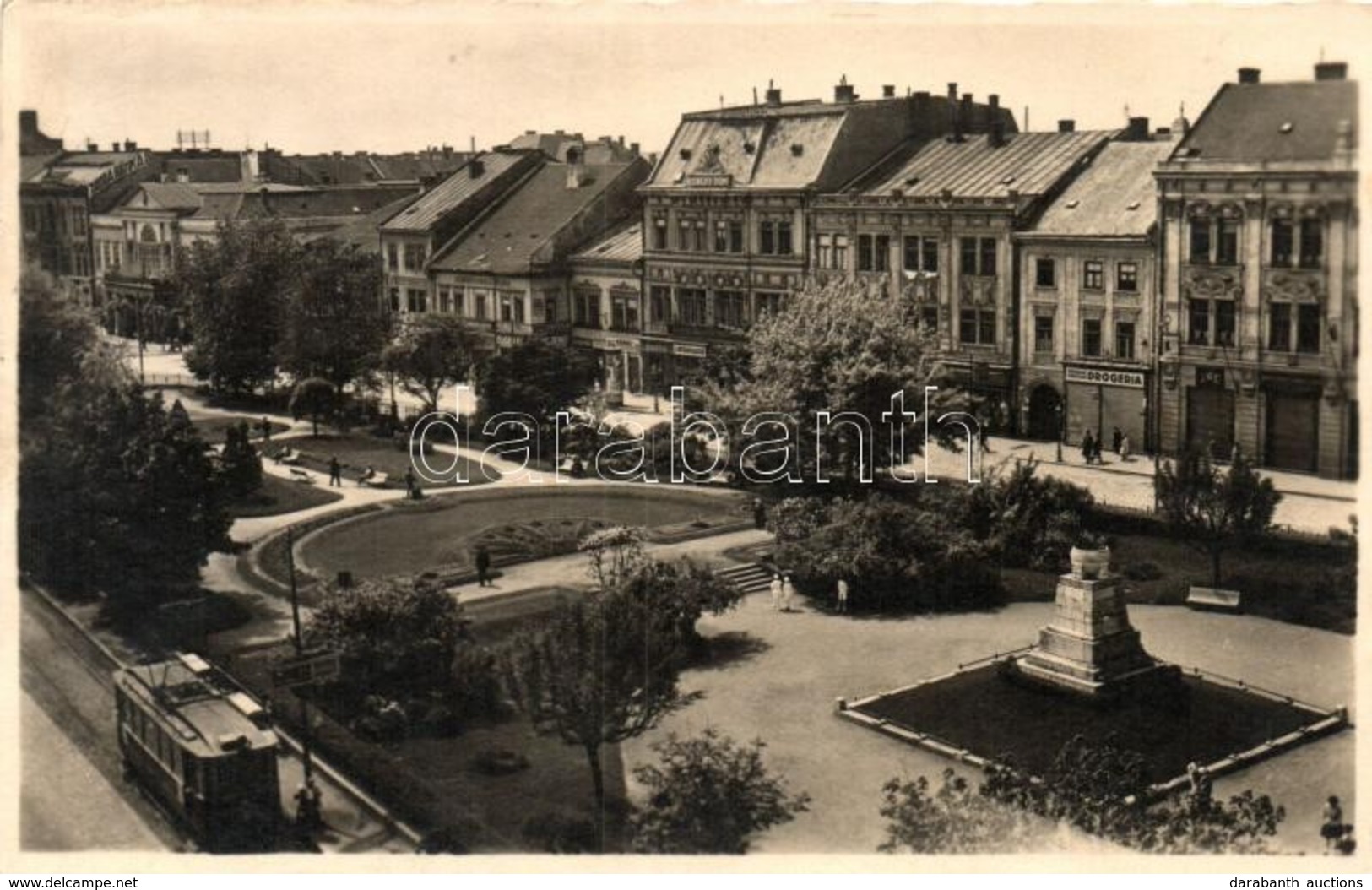 * T2 Kassa, Fő Utca, Villamos, Drogéria Gyógyszertár, Rodniczky Ház, L. Berkovits üzlete, Tátra Bank / Main Street, Tram - Non Classificati