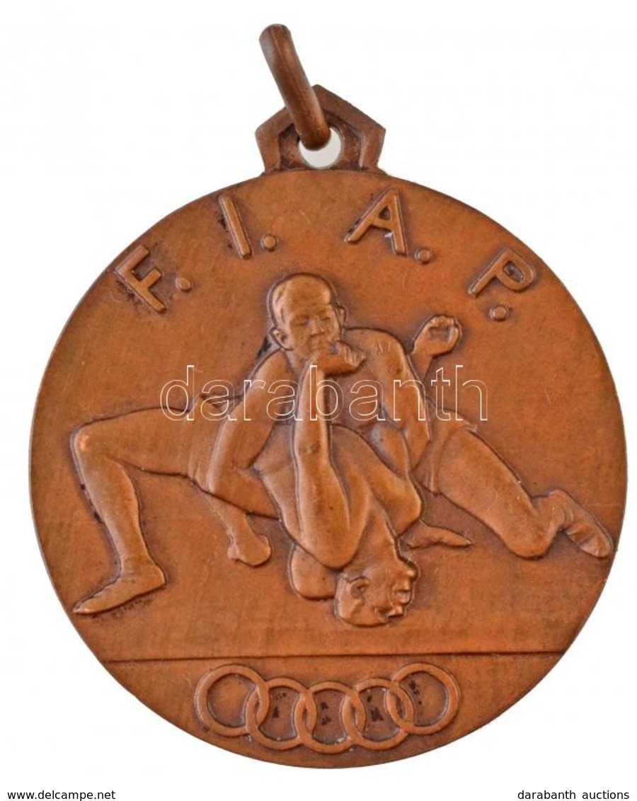 Olaszország / Firenze 1938. 'F.I.A.P. / Olaszország-Magyarország 16. Március 30.' Br Birkózó érem Füllel (38mm) T:1-,2 
 - Non Classificati