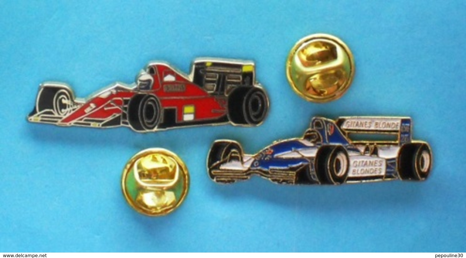 2 PIN'S //   ** F1 FERRARI F1-90  MARLBORO ** . (Locomobile) ** F1 LIGIER JS37  RENAULT  GITANES BLONDES ** . (Winner)