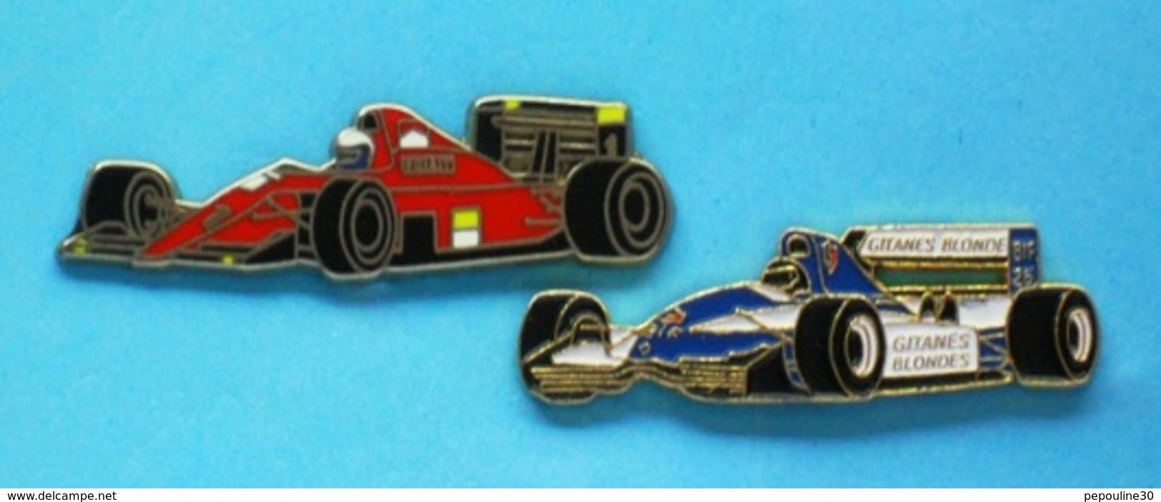 2 PIN'S //   ** F1 FERRARI F1-90  MARLBORO ** . (Locomobile) ** F1 LIGIER JS37  RENAULT  GITANES BLONDES ** . (Winner)