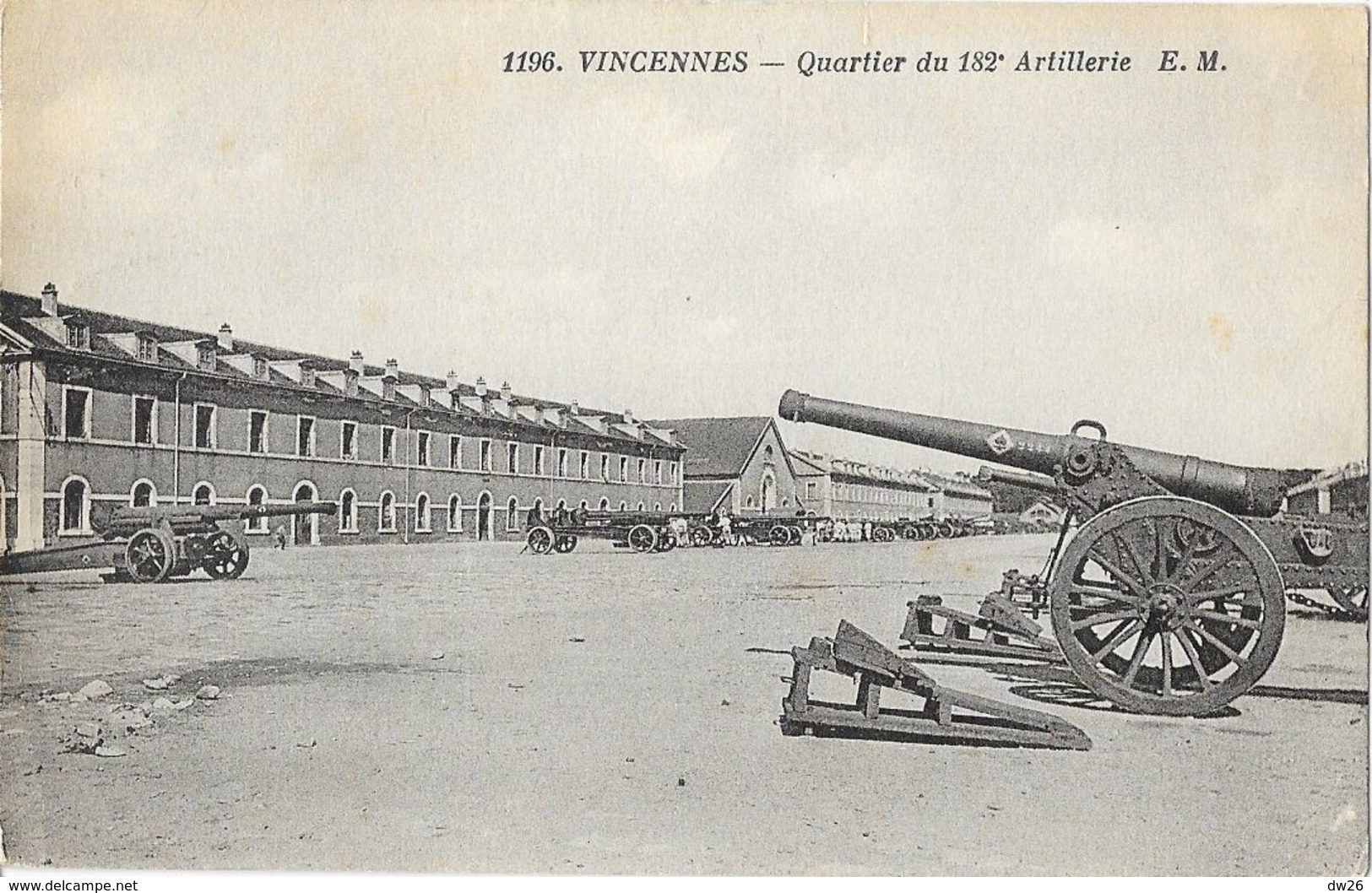 Vncennes, Caserne - Quartier De 182e D'Artillerie, Pièces De Batterie - Carte E.M. N° 1196 - Casernes