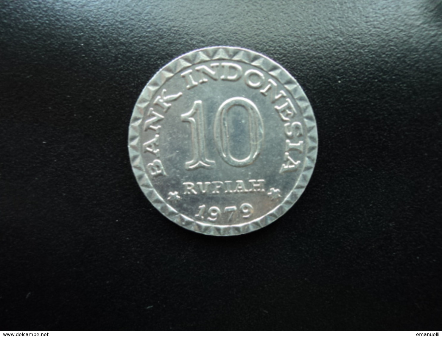 INDONÉSIE : 10 RUPIAH   1979   KM 44     Non Circulé - Indonésie