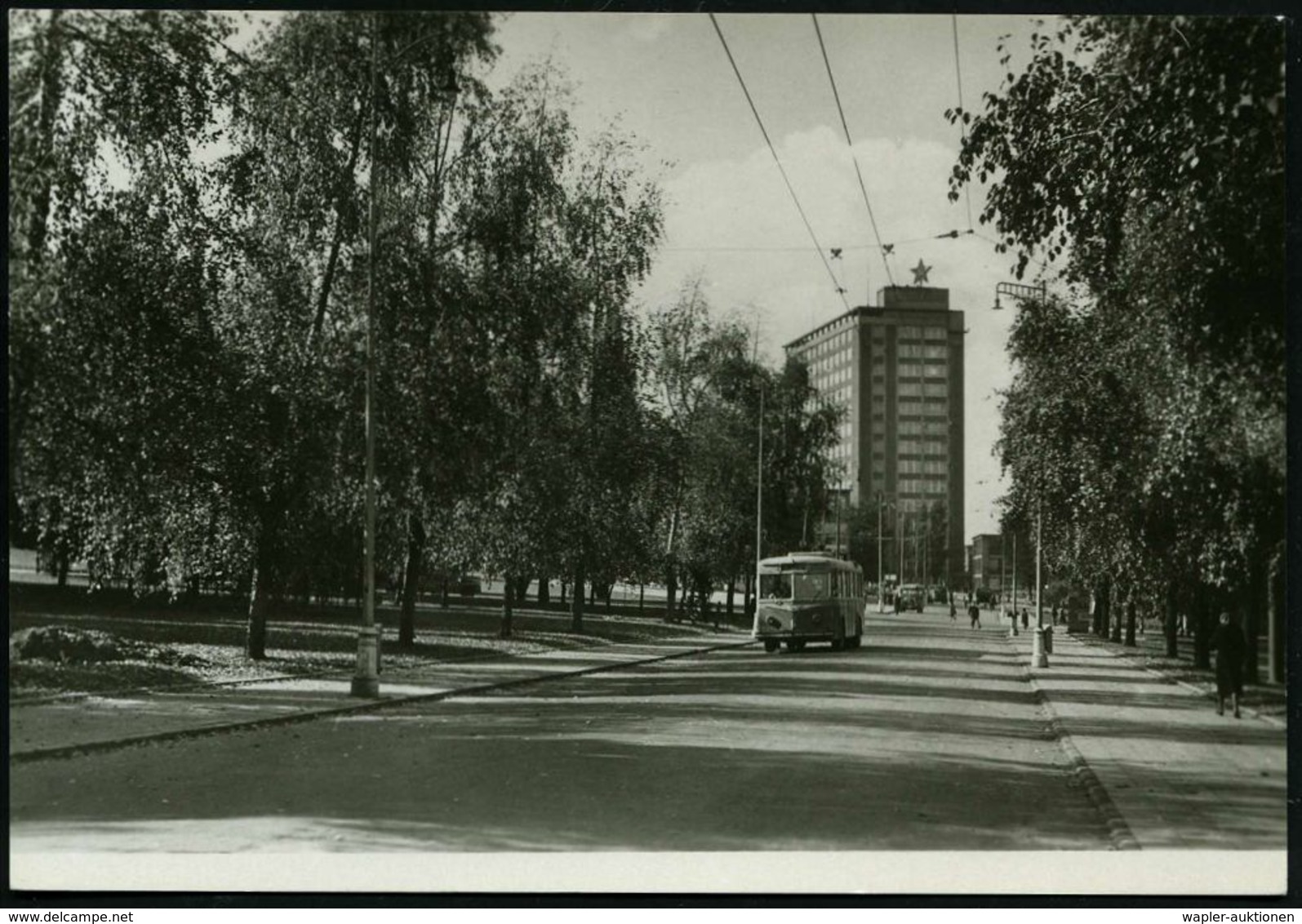 TSCHECHOSLOWAKEI 1952 1,50 Kc. BiP Gottwald, Braun: Gottwaldow, Trolleybus , Ungebr. (Pofis.CPH 25/20) - Kirchentage & K - Busses