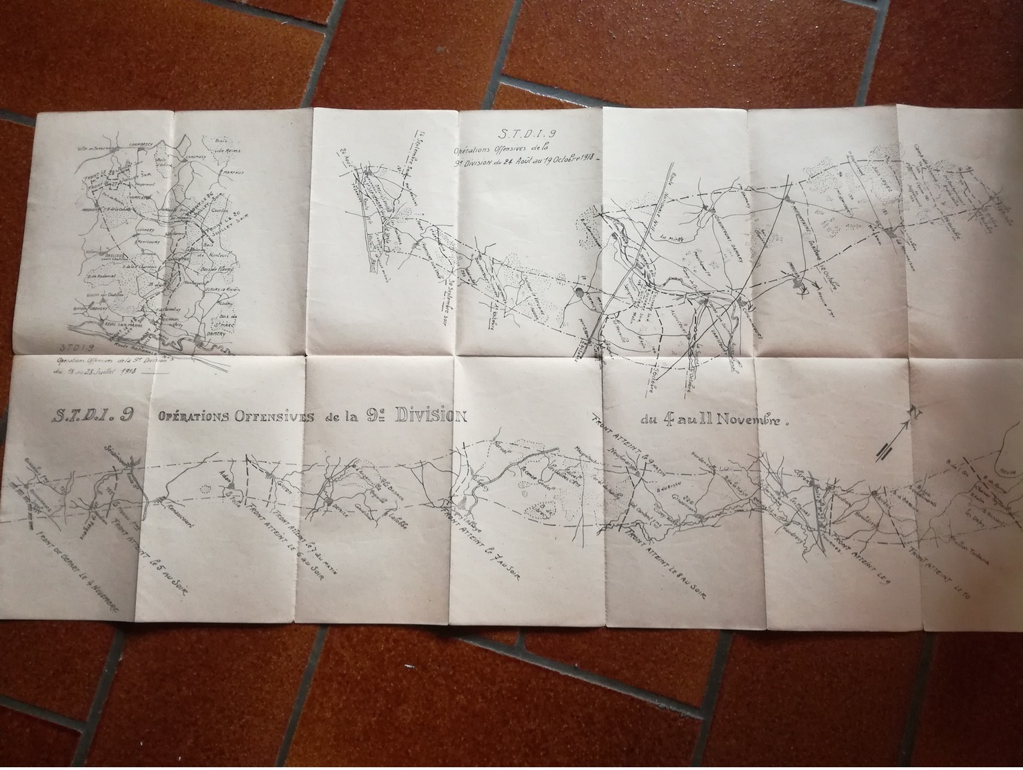 WW1  OPÉRATIONS OFFENSIVES DE LA 9e DIV INF. DU 18 JUIL AU 11 NOV 1918   De La Marne à La Meuse. Livret + CarteTTB état - Documents Historiques