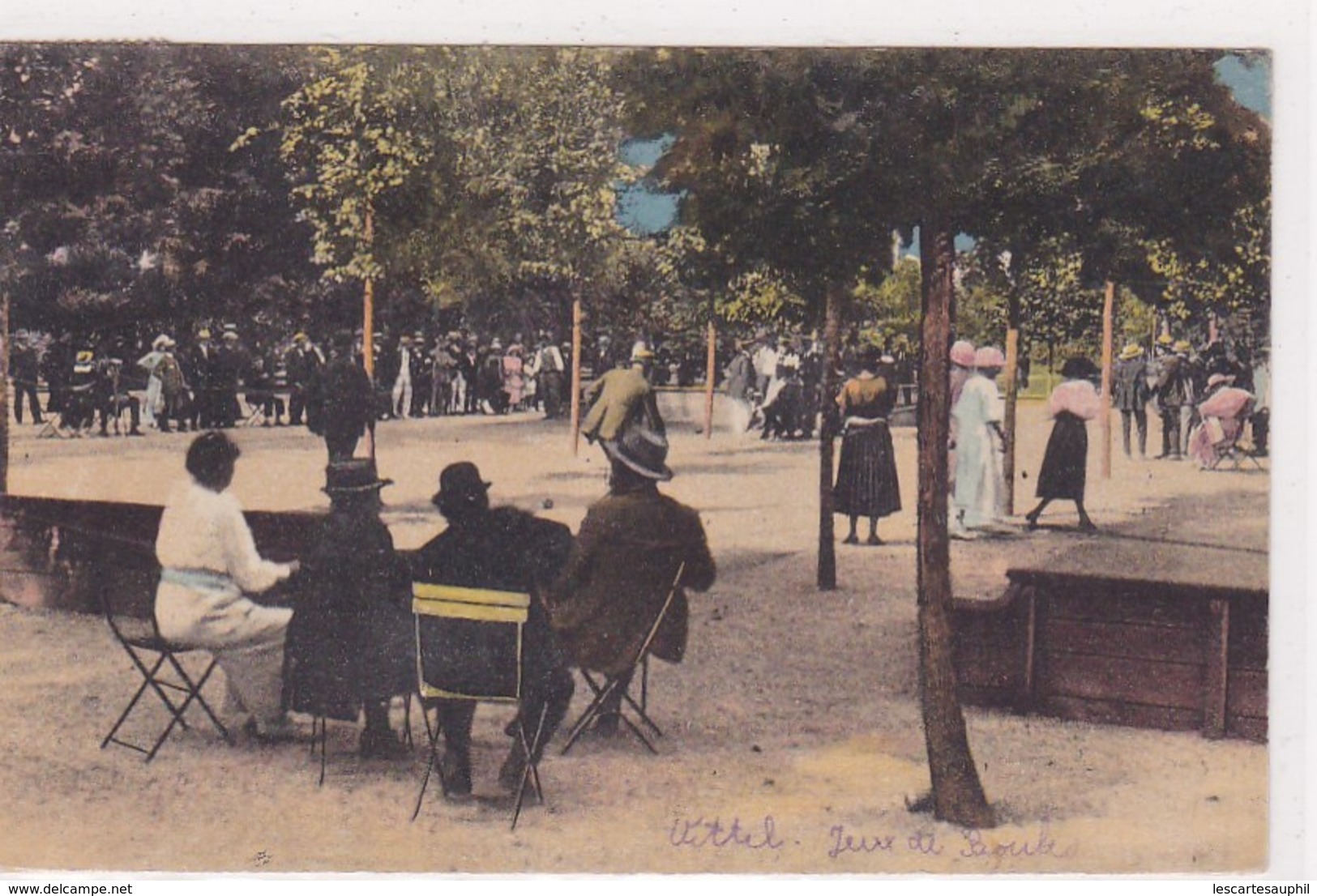 Vittel Le Jeu De Boules Tres Animée Colorisée Gros Plan 1907 - Pétanque