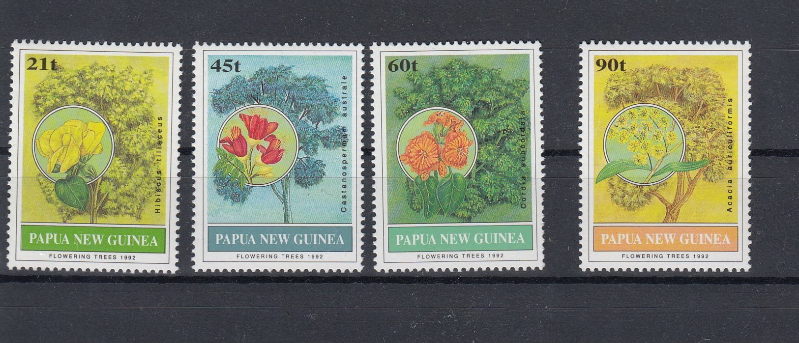 Papua Neuguinea (BBK) Michel Cat.No. Mnh/** 668/671 Trees - Papoea-Nieuw-Guinea