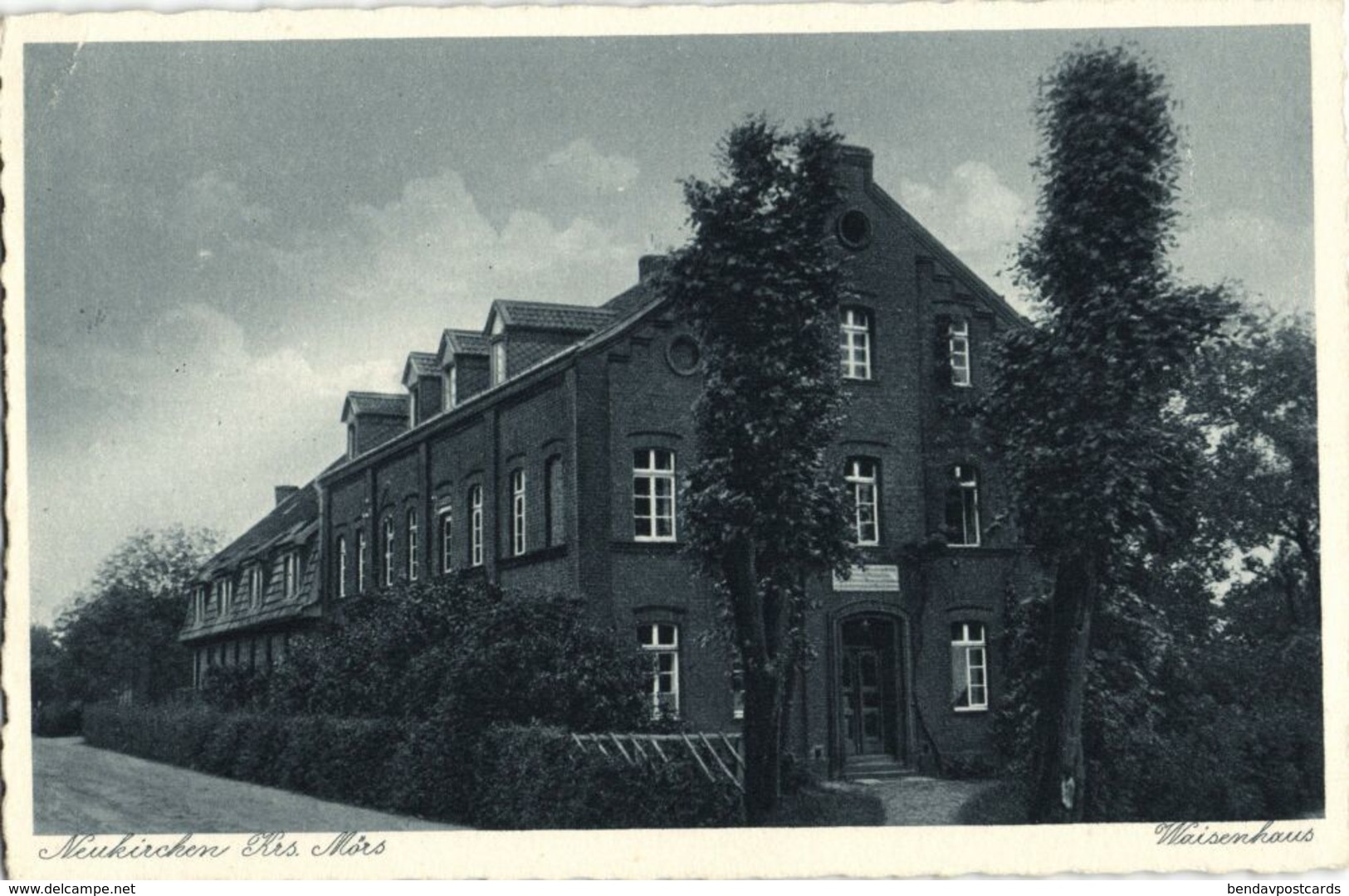NEUKIRCHEN, Kr. Mörs, Weisenhaus (1920s) AK - Mörs
