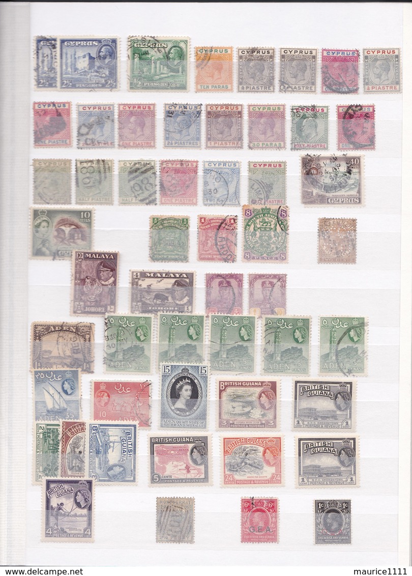 32 pages de timbres anciens des colonies Anglaises - old stamps of the English Colonies.