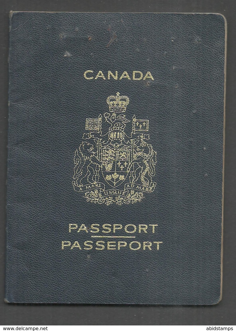 CANADA USED PASSPORT VISA PAKISTAN ON PASSPORT - Altri & Non Classificati