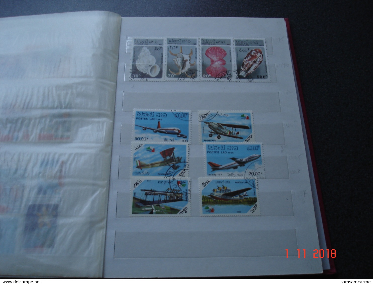 ALBUM AVEC PETITE COLLECTION DE TIMBRES SUR THEMATIQUES DIVERSES