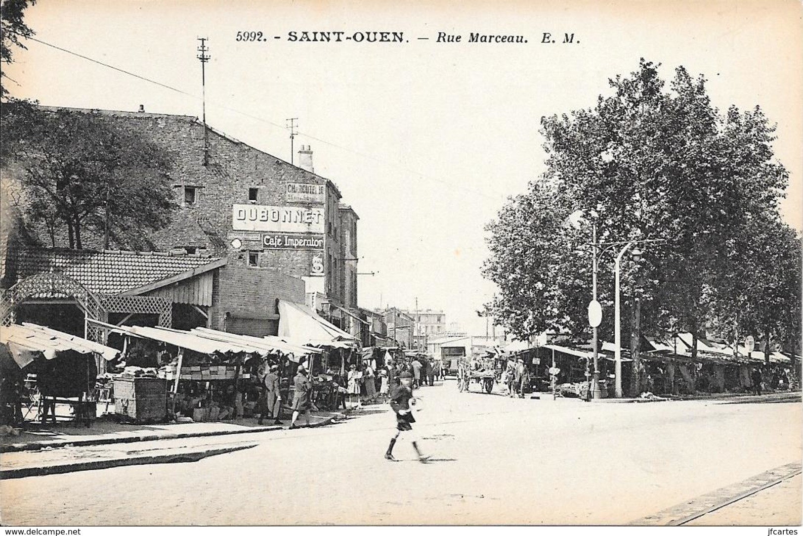 Lot N° 120 - 93 - SAINT-OUEN - Lot de 38 Cartes Postales - Toutes scannées