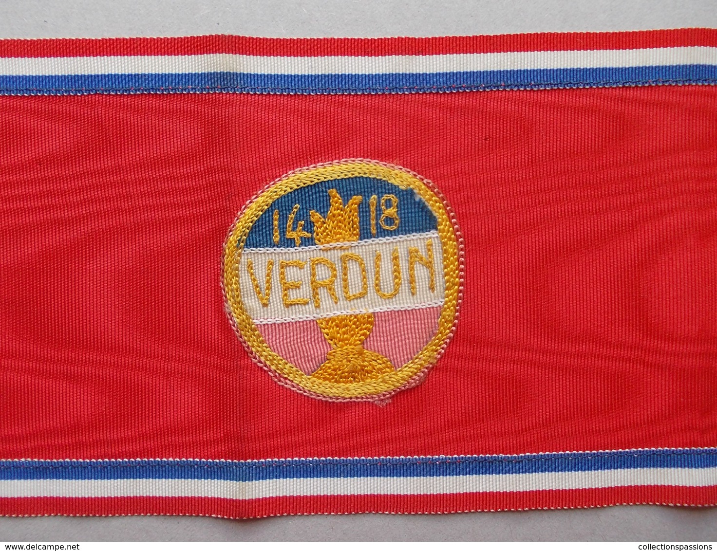 - Brassard 14-18 Verdun - - 1914-18