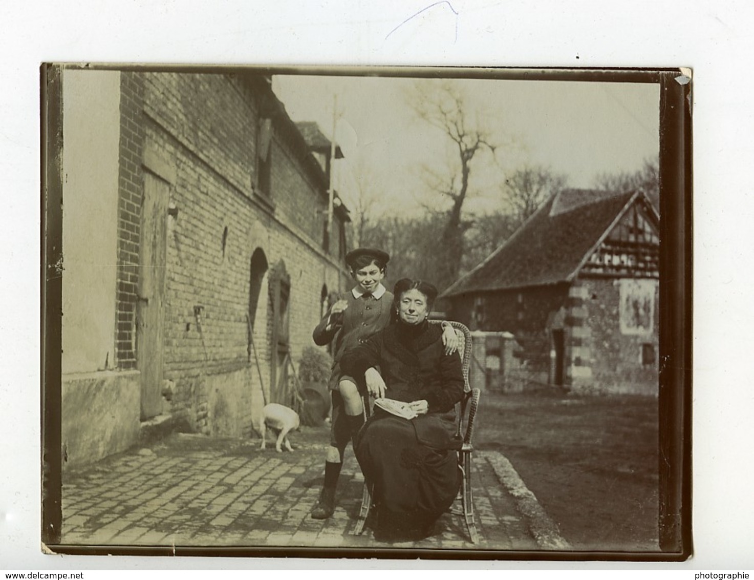 France Villers Un Dimanche à La Campagne Garcon Et Sa Grand Mere? Ancienne Photo 1900 - Other & Unclassified