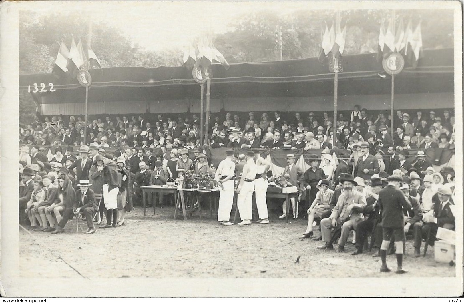 XXXIIIe Fête Fédérale De L'U.S.G.F. Union Des Sociétés De Gymnastique De France à Clermont-Ferrand - Les Tribunes - Gymnastics