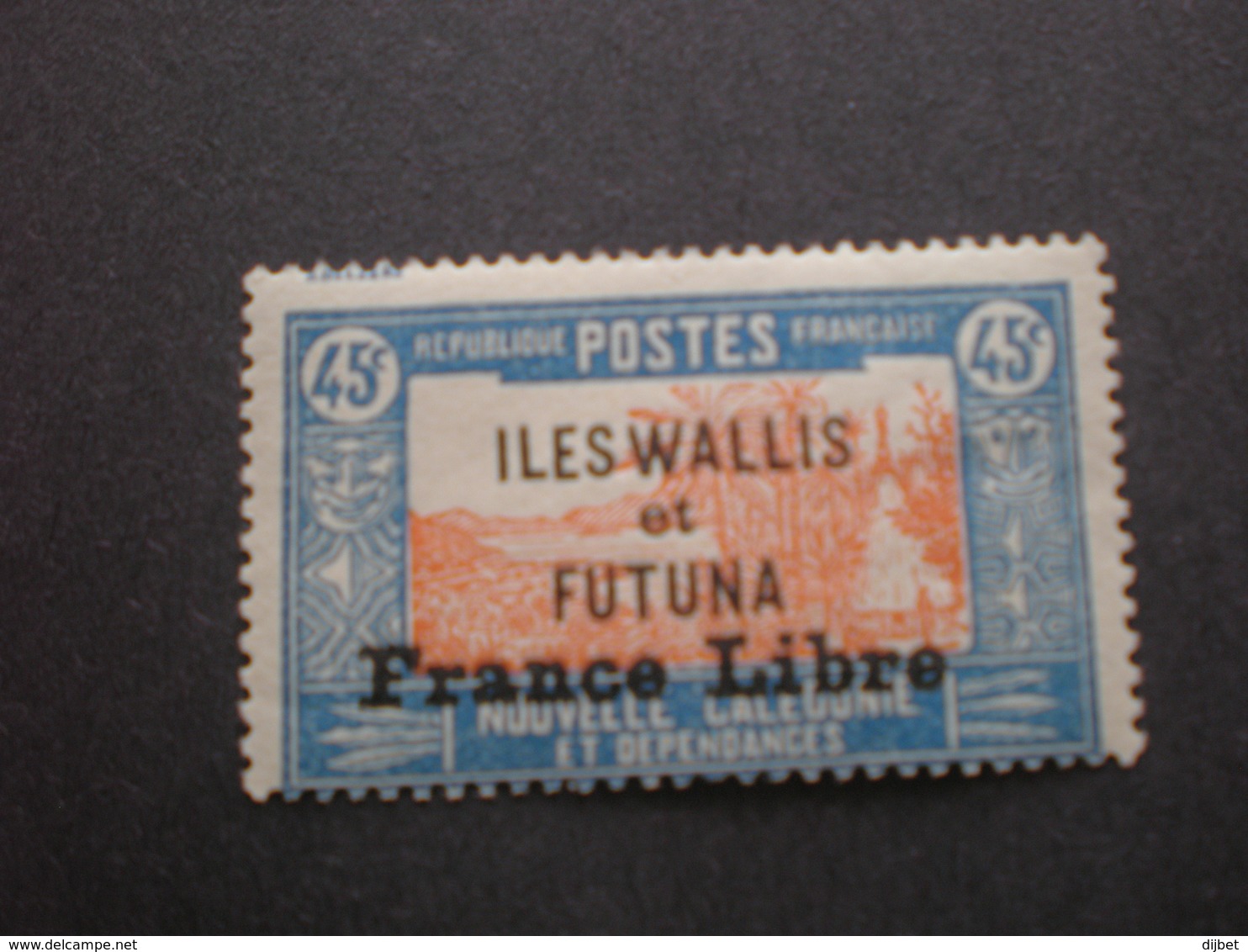 TIMBRE FRANCE LIBRE  N°104 WALLIS ET FUTUNA X - Neufs