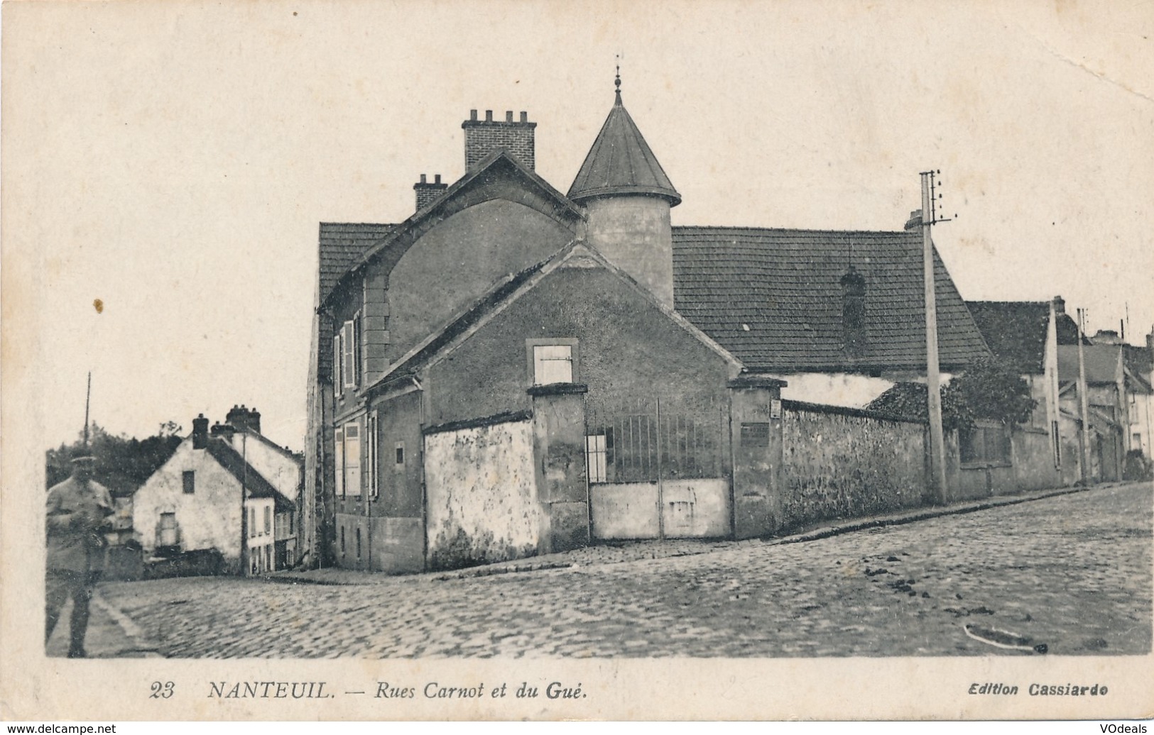 CPA - France - (60) Oise  - Nanteuil-le-Haudouin - Rue Carnot Et Du Gué - Nanteuil-le-Haudouin