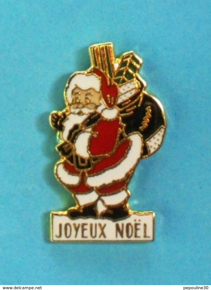 1 PIN'S //   ** JOYEUX NOËL / PÈRE NOËL ET SES CADEAUX ** - Noël