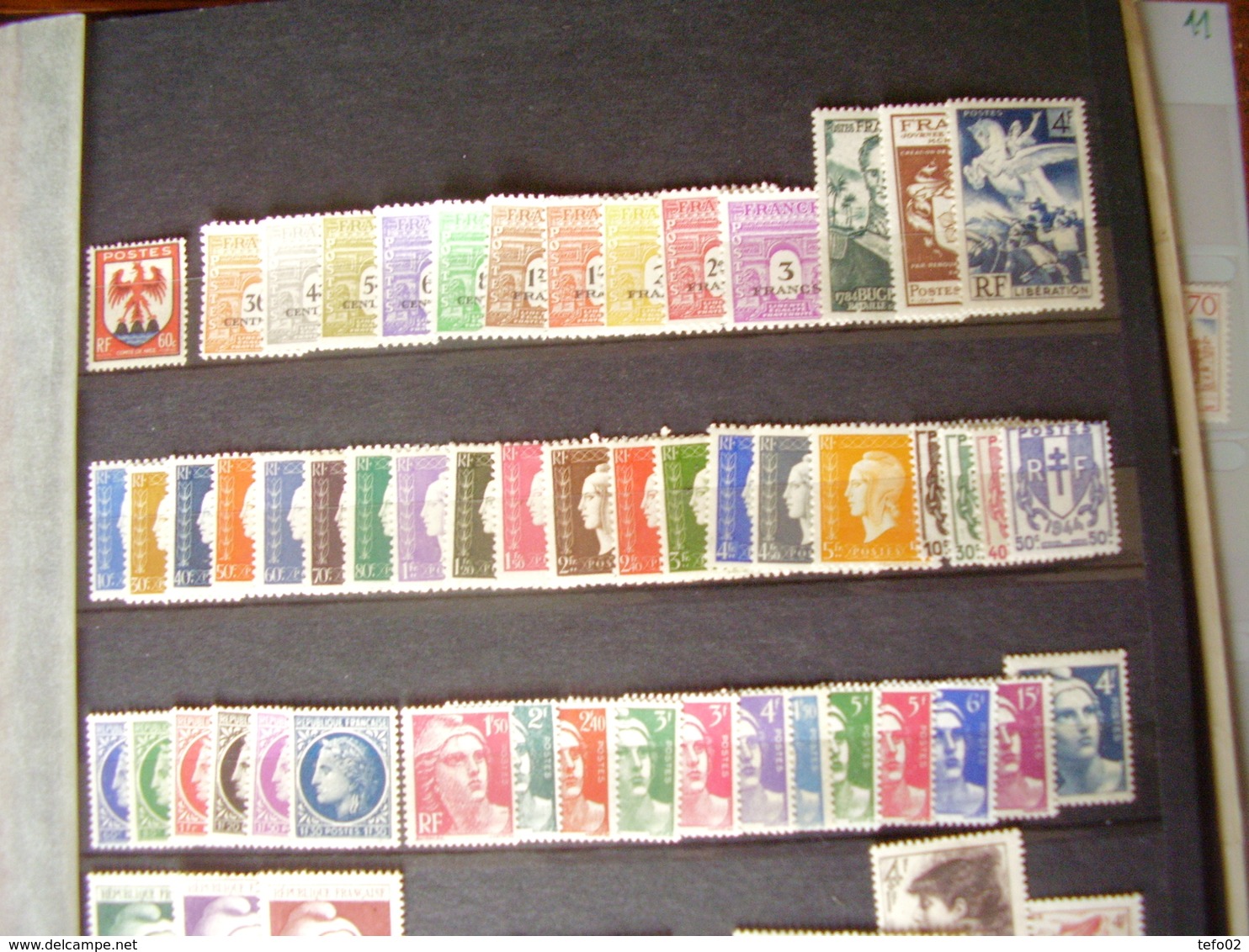 Francia. Collezione MNH/MLH Dal 1944 Al 1959. Descrizione. 13 Foto - Collections