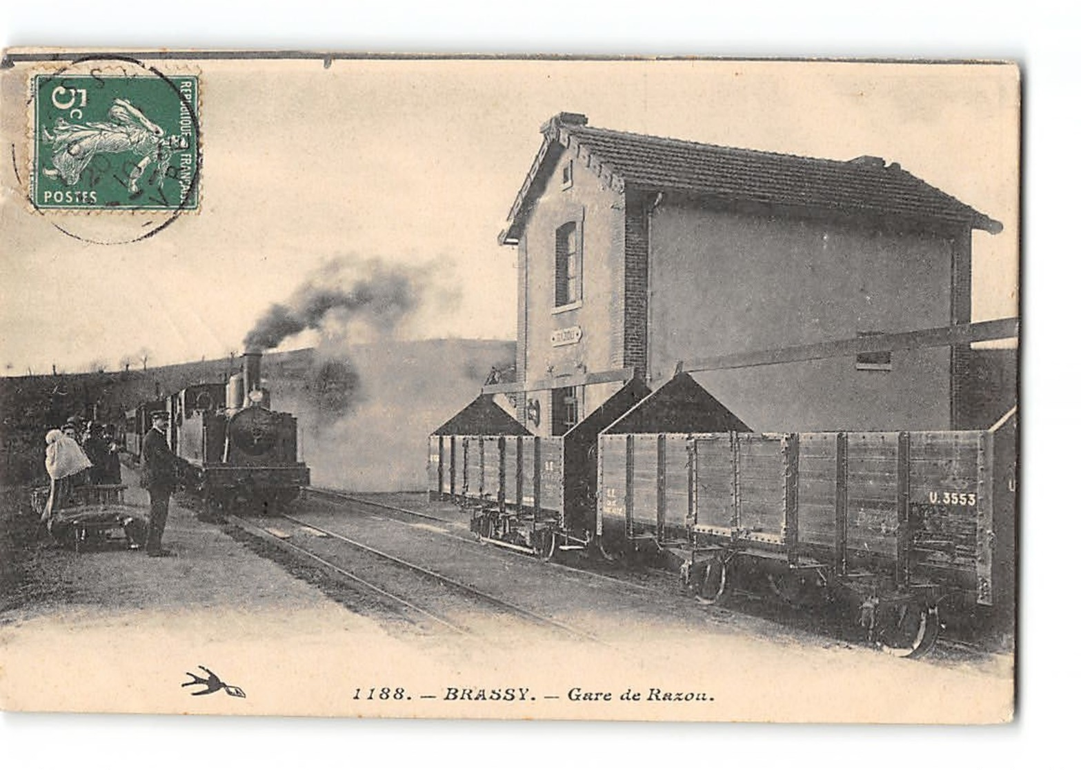 CPA 58 Brassy La Gare De Razou Et Le Train Tramway - Autres & Non Classés