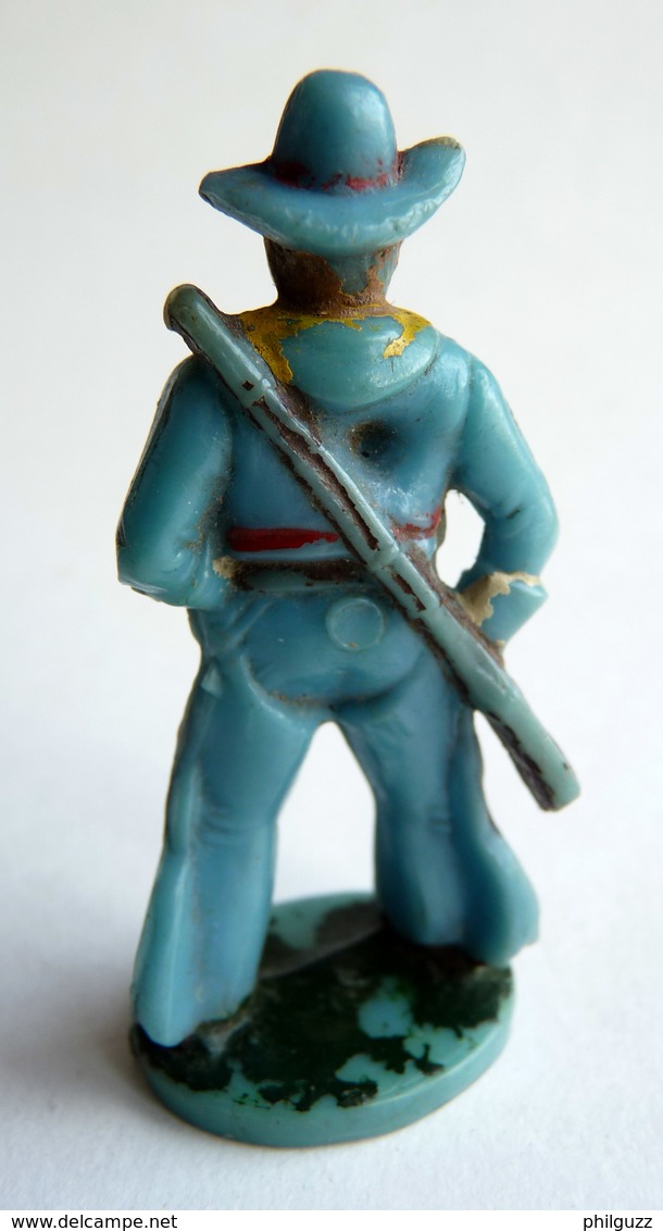 SOLDAT FIGURINE STARLUX COWBOY  CB4 FUSIL EN BANDOULIERE Marqué En Creux - à Partir De 195 - Starlux