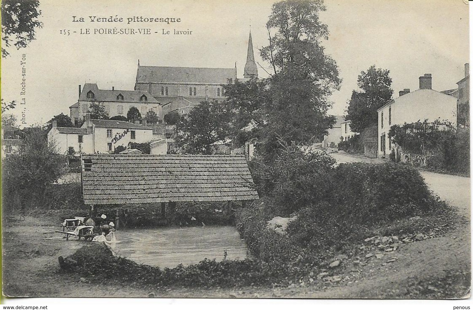 LE POIRE SUR VIE  Le Lavoir - Poiré-sur-Vie